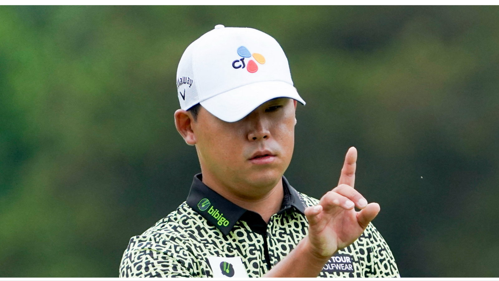 PGA Tour pro blasted for 'anchoring' his putter: "Don't give me this nonsense!"